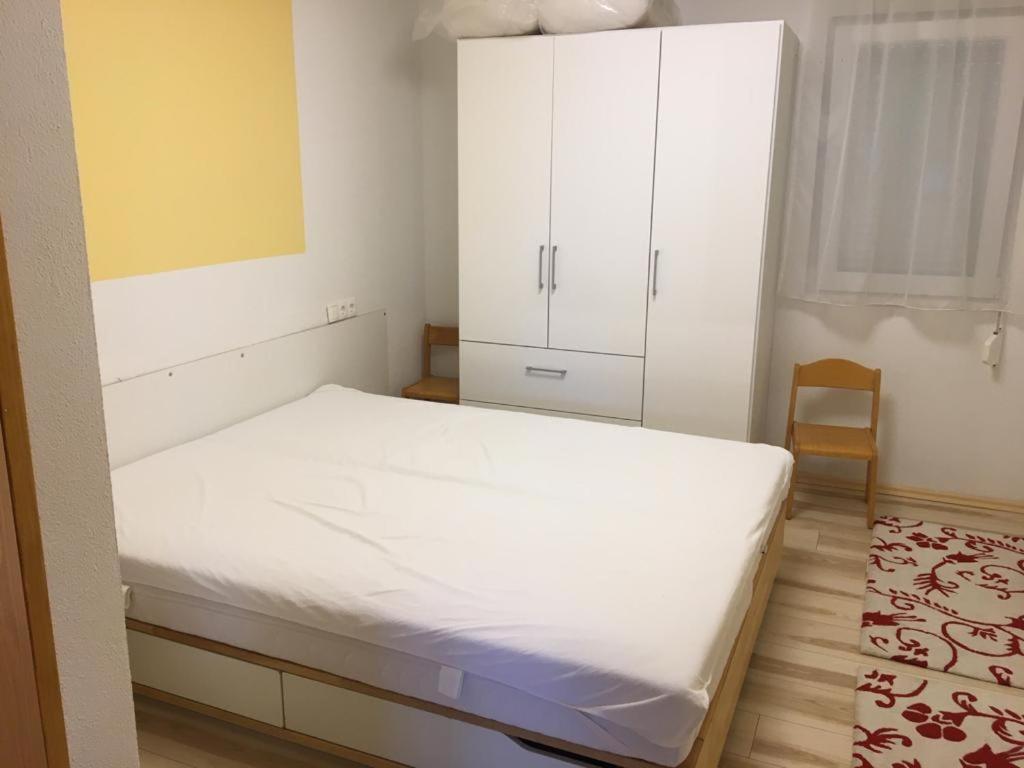 Apartman Put Svete Kate Raslina Extérieur photo
